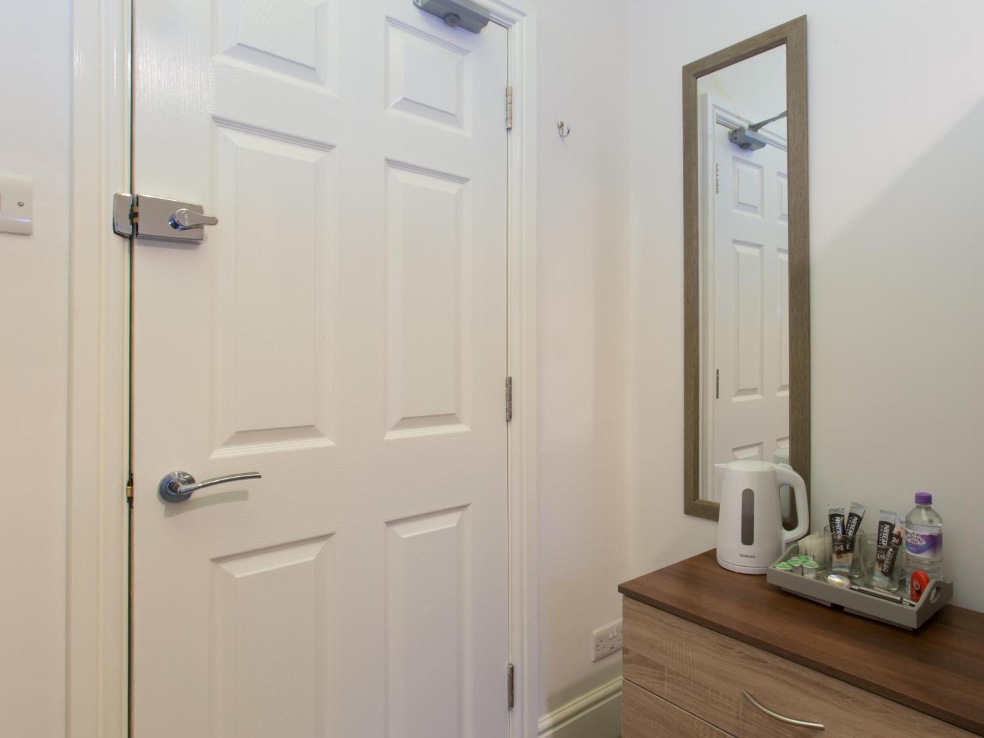 Bed and Breakfast Townhouse @ West Avenue Кру Номер фото